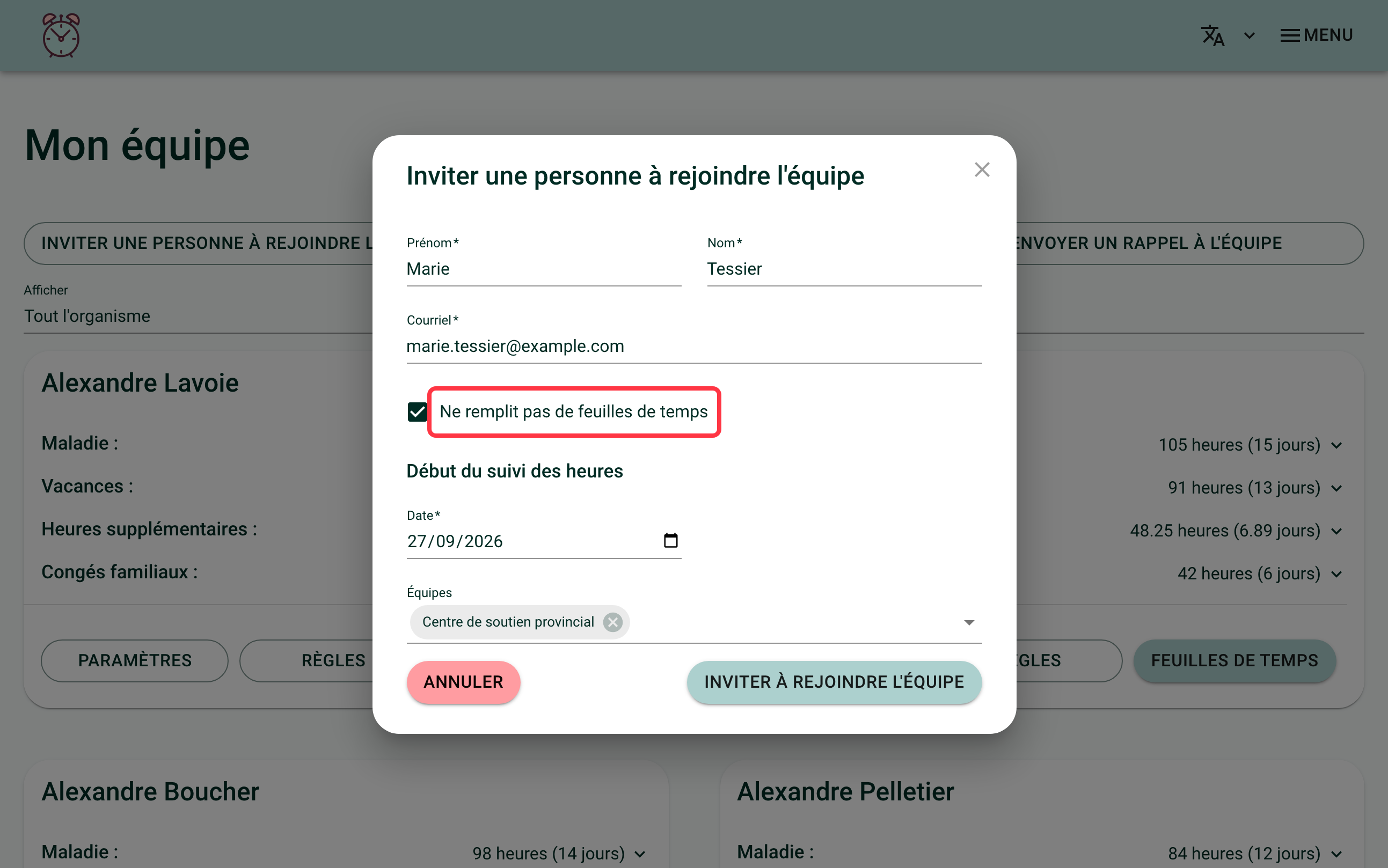 Capture d'écran de la fenêtre "Inviter une personne à rejoindre l'équipe", remplie pour la présidence. Un carré rouge entoure la case cochée "Ne remplit pas de feuilles de temps"